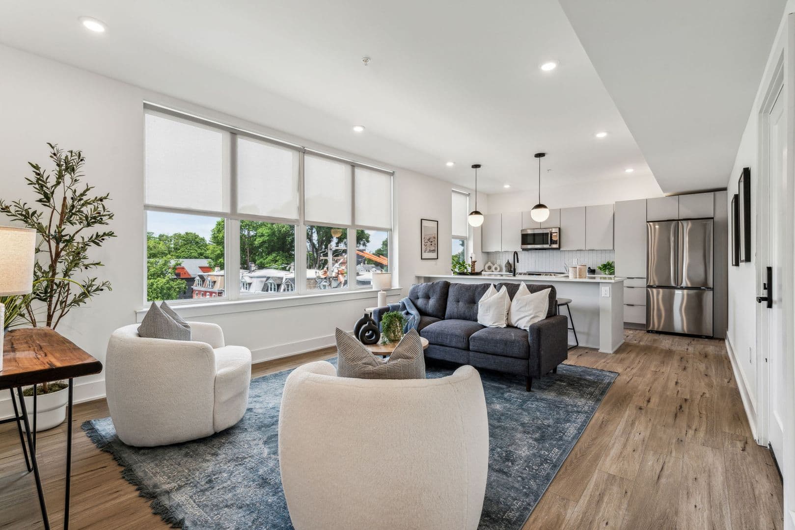 Philadelphia Apartment: 139 W Chelten Ave