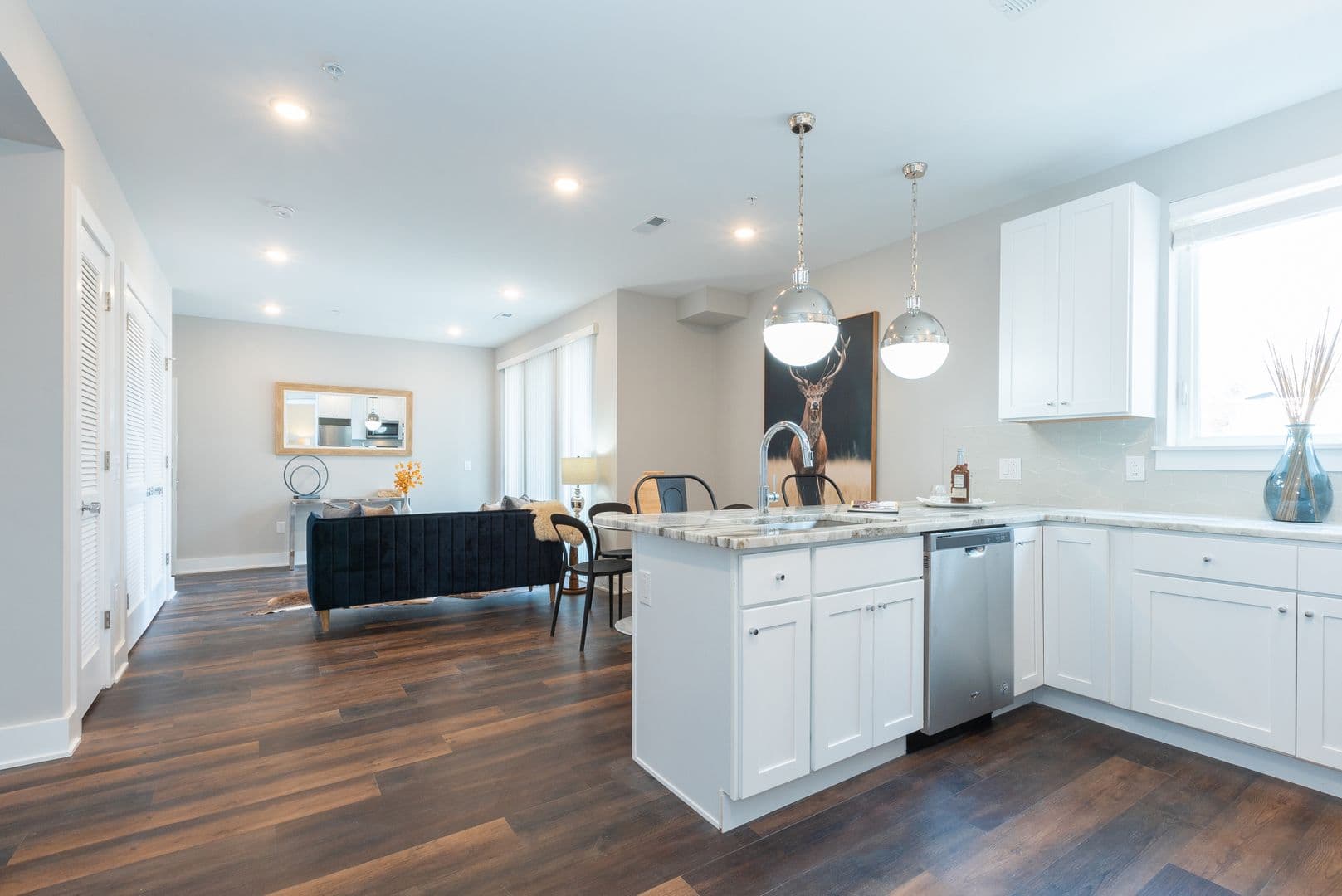 Philadelphia Apartment: 45 W Haines Street