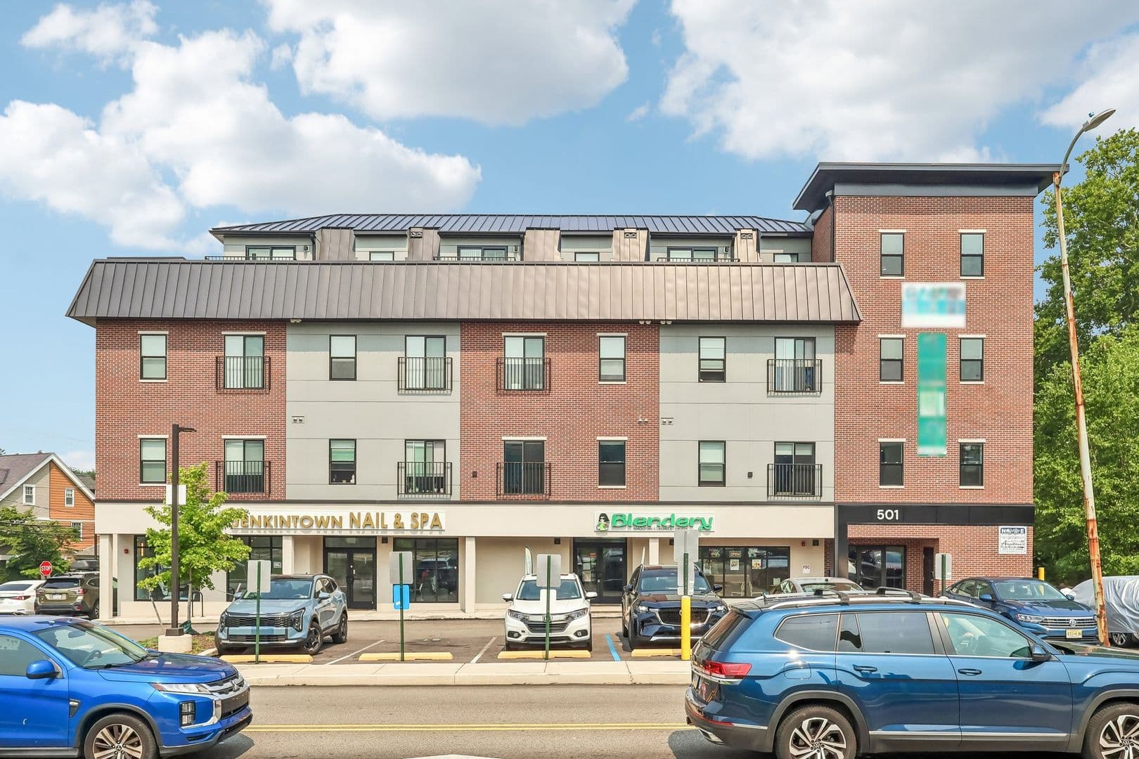 Jenkintown Apartment: 501 Washington Ln