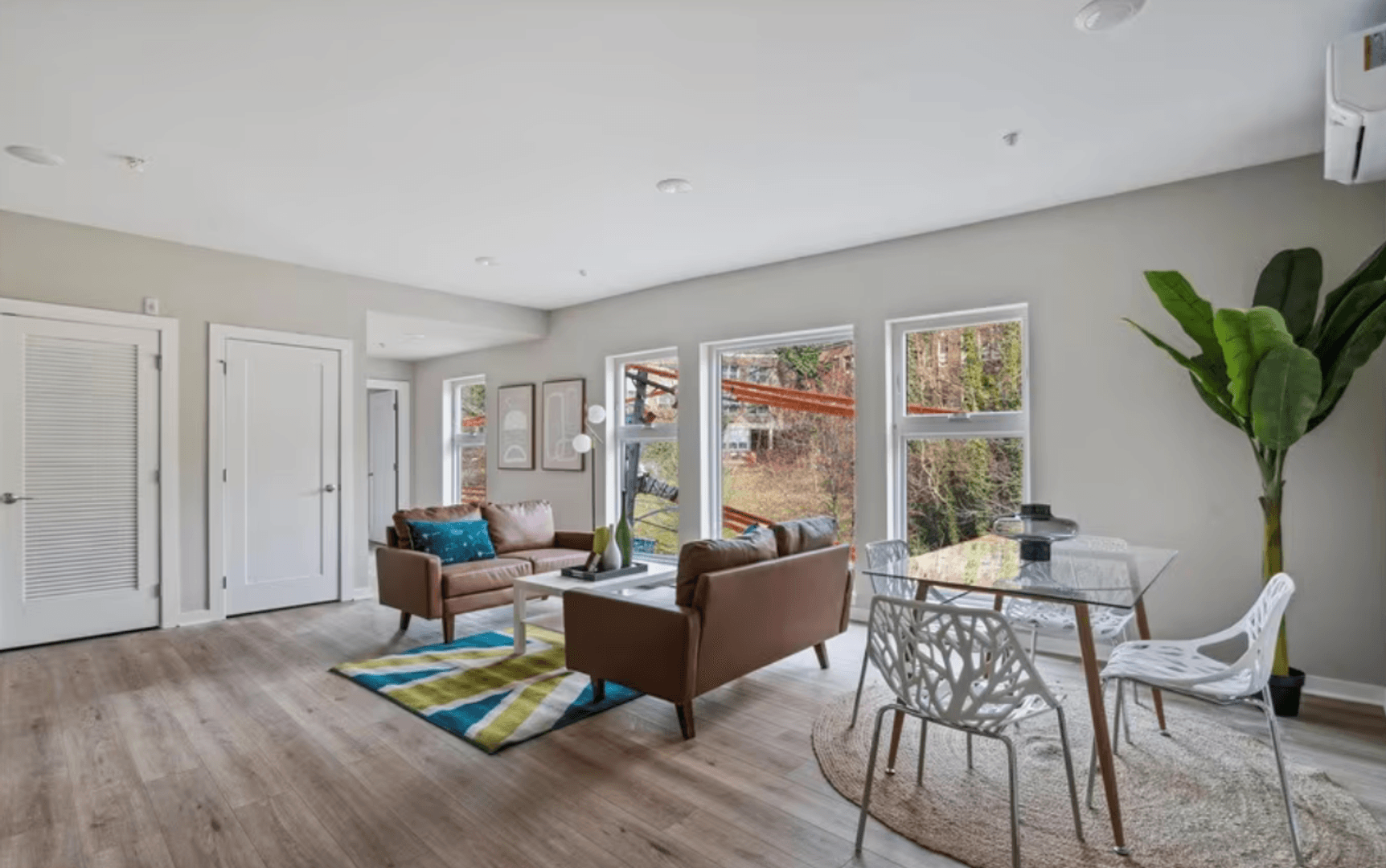 Philadelphia Apartment: 3515 Midvale Ave
