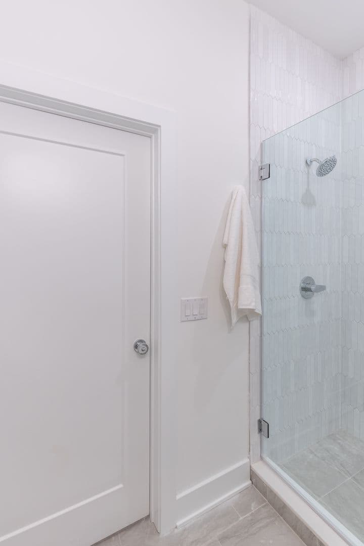 Philadelphia Apartment: 5545 Pulaski Avenue