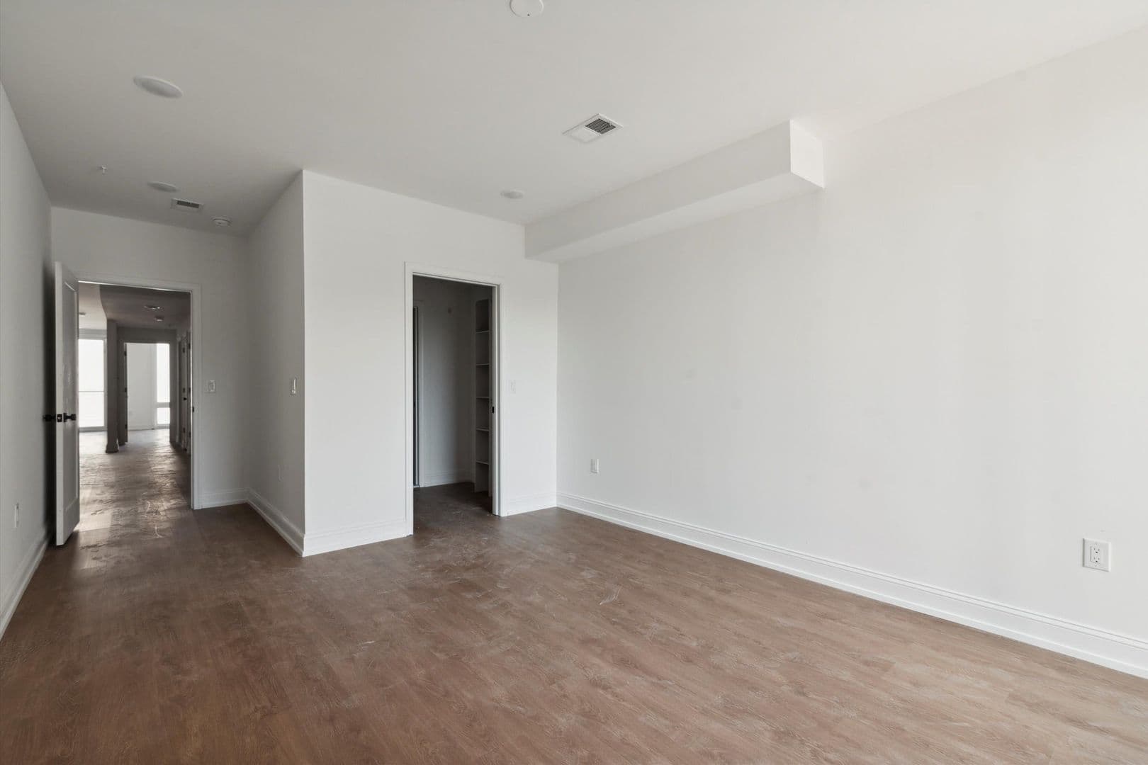 Philadelphia Apartment: 1614 Ridge Ave