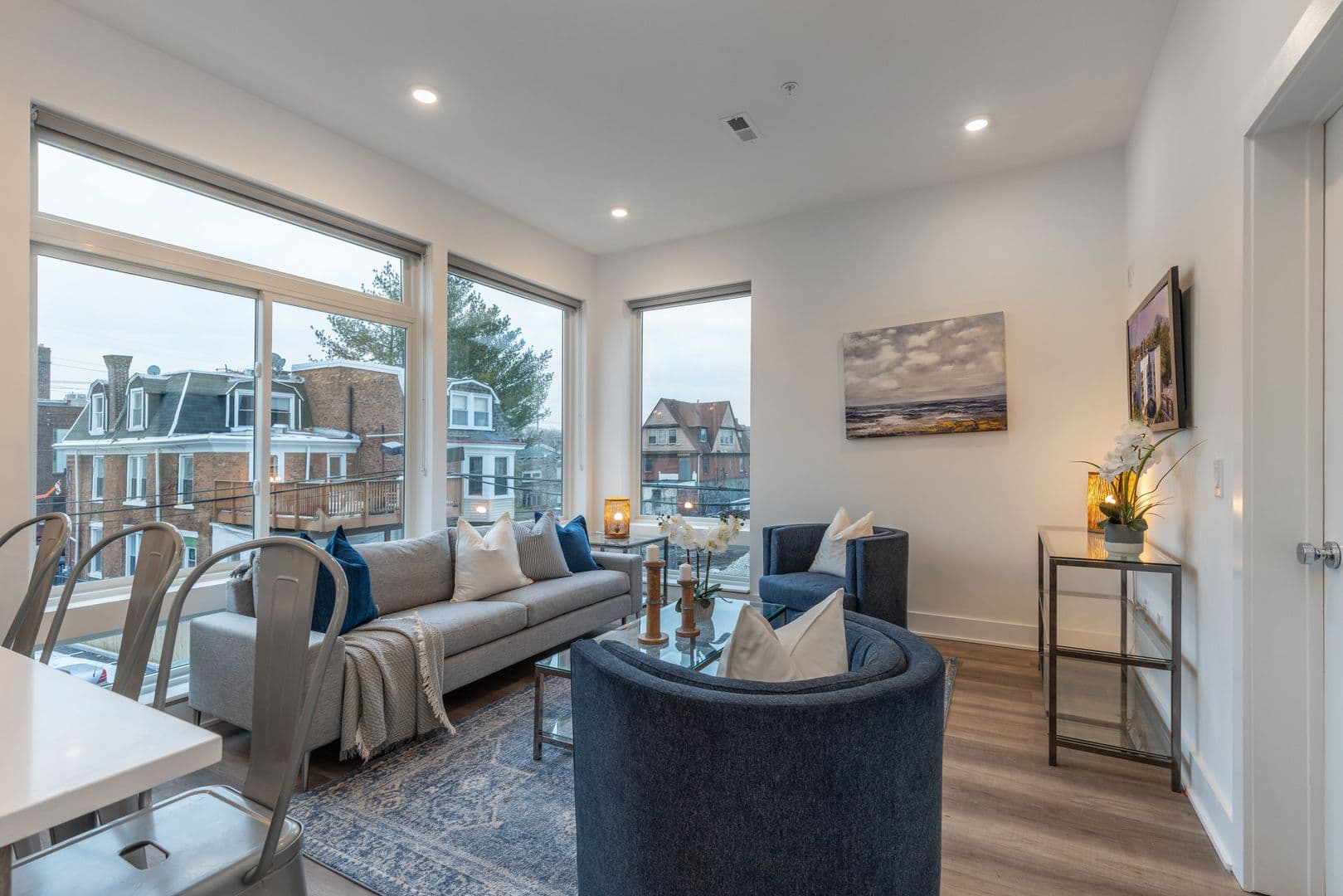 Philadelphia Apartment: 5545 Pulaski Avenue