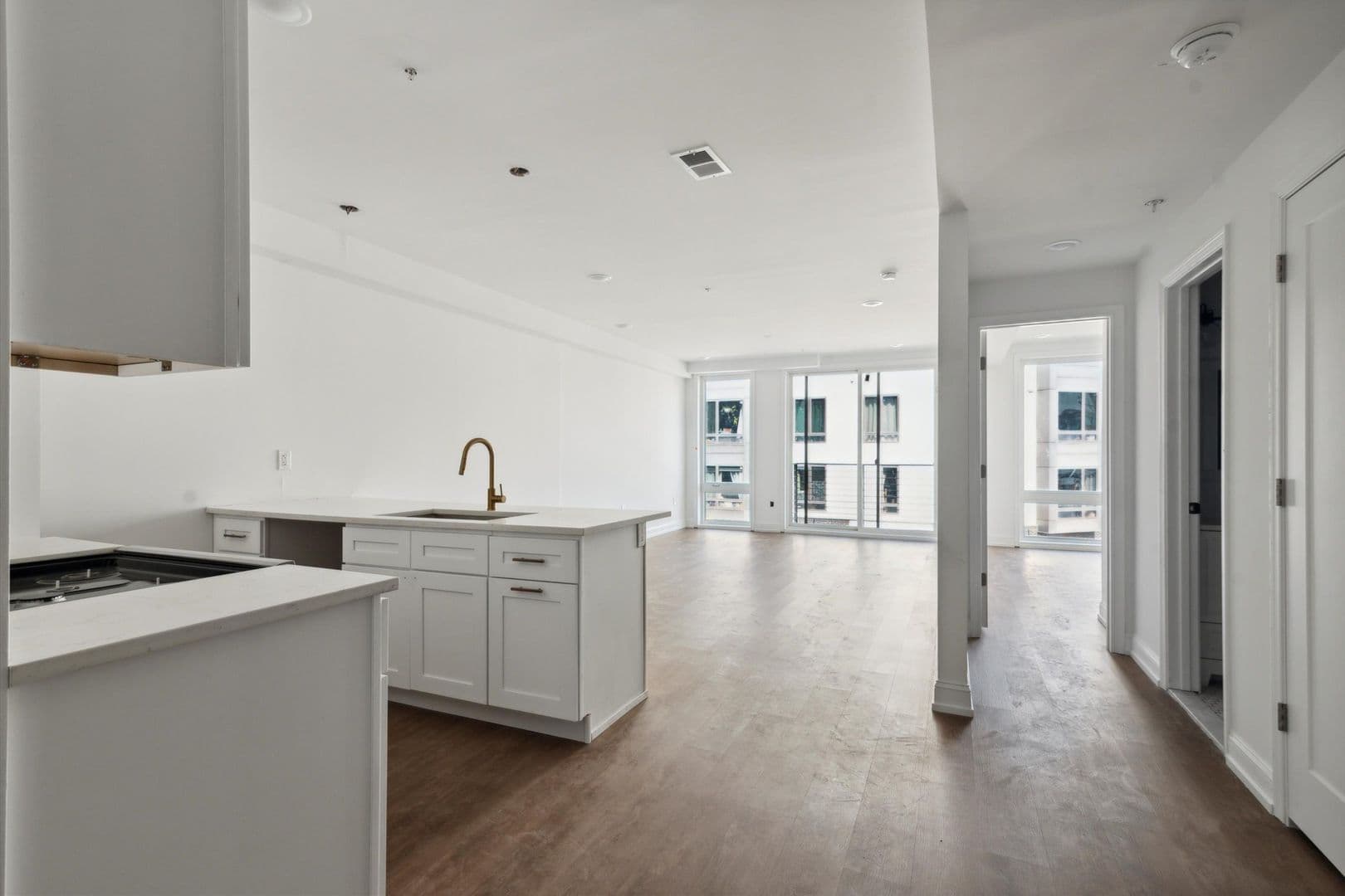 Philadelphia Apartment: 1614 Ridge Ave