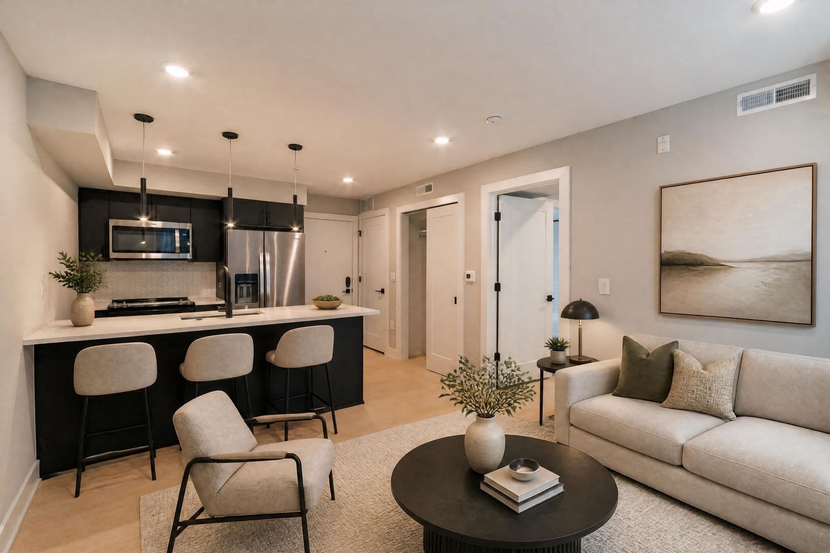 Philadelphia Apartment: 6604 Ridge Ave