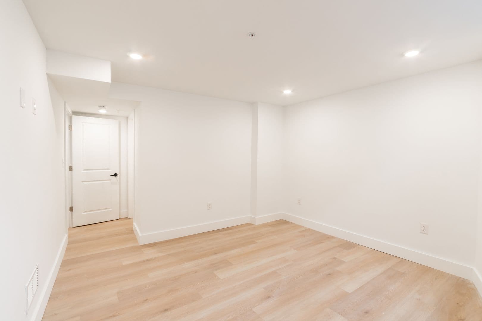 Philadelphia Apartment: 5900 Germantown Ave