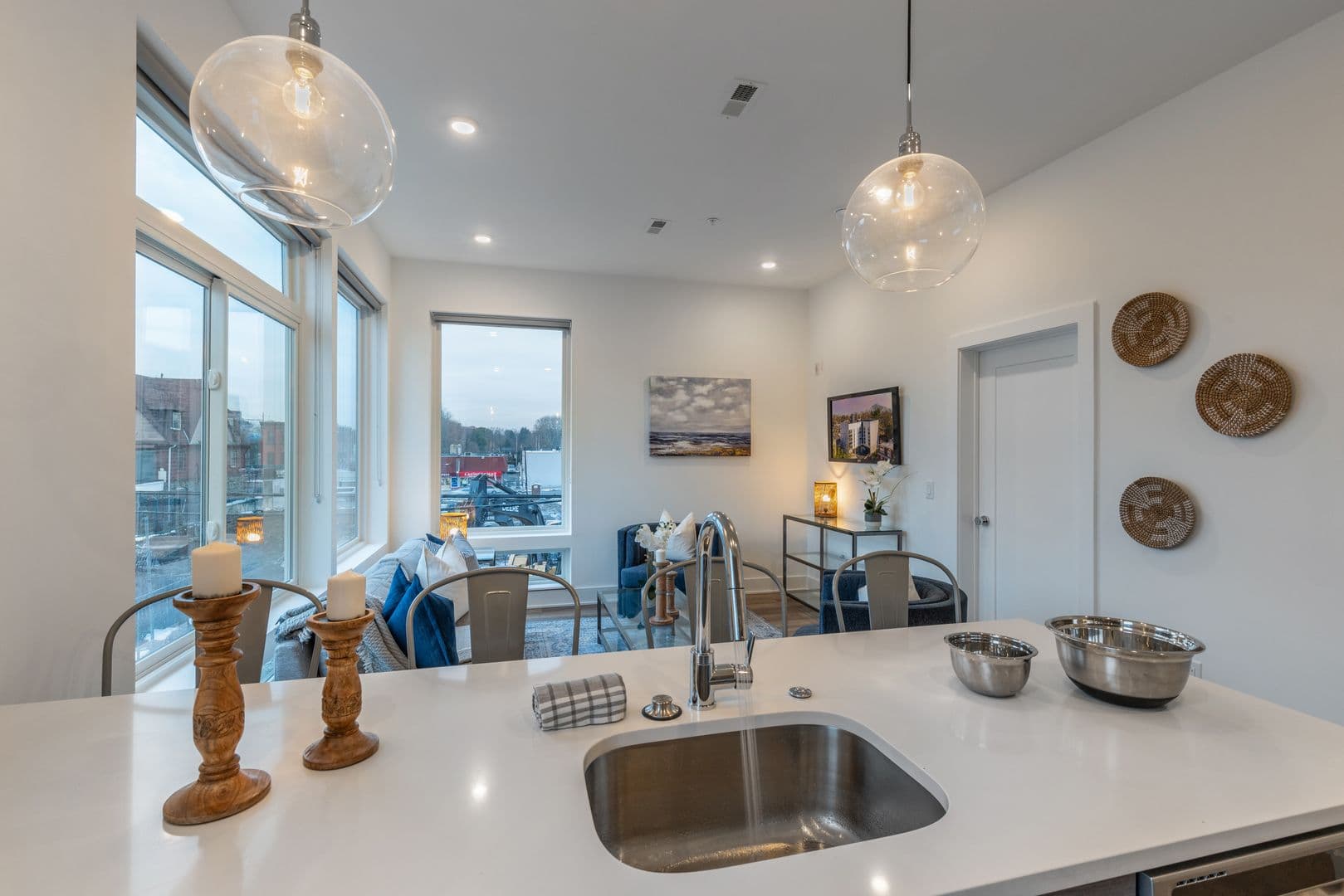 Philadelphia Apartment: 5545 Pulaski Avenue