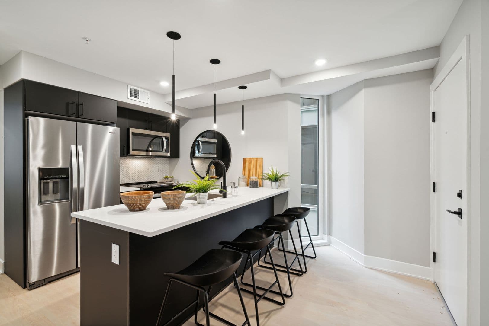 Philadelphia Apartment: 6604 Ridge Ave