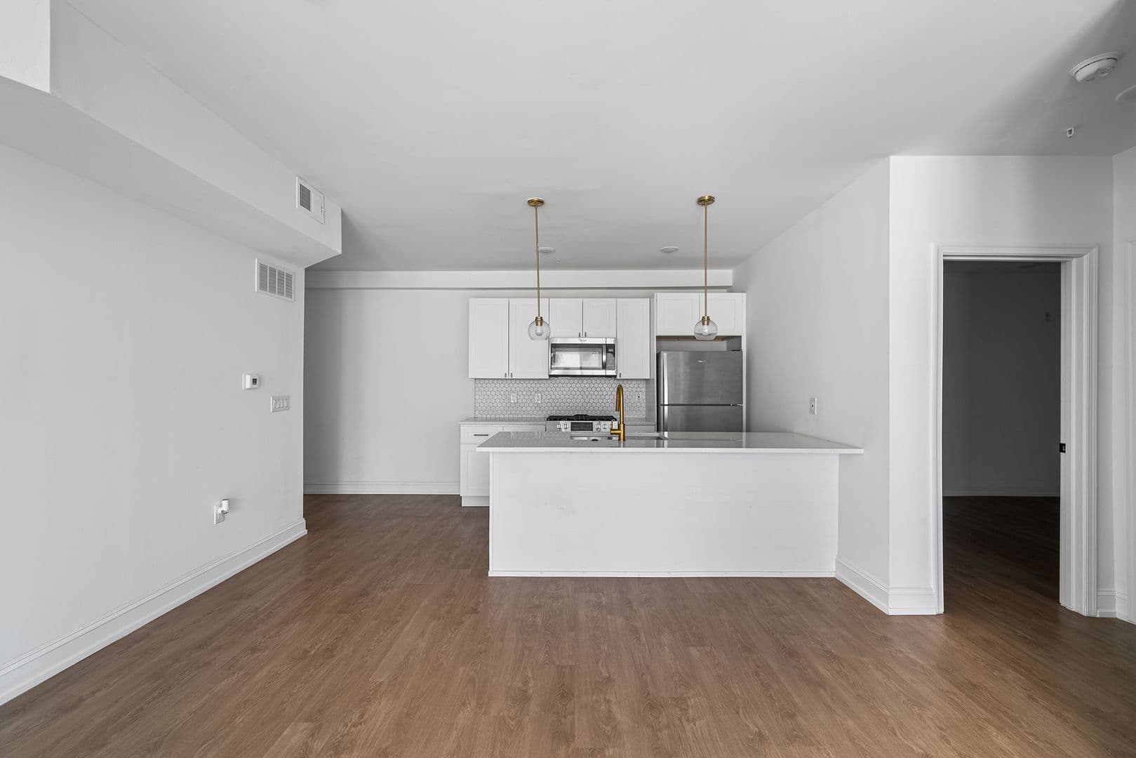 Philadelphia Apartment: 1614 Ridge Ave