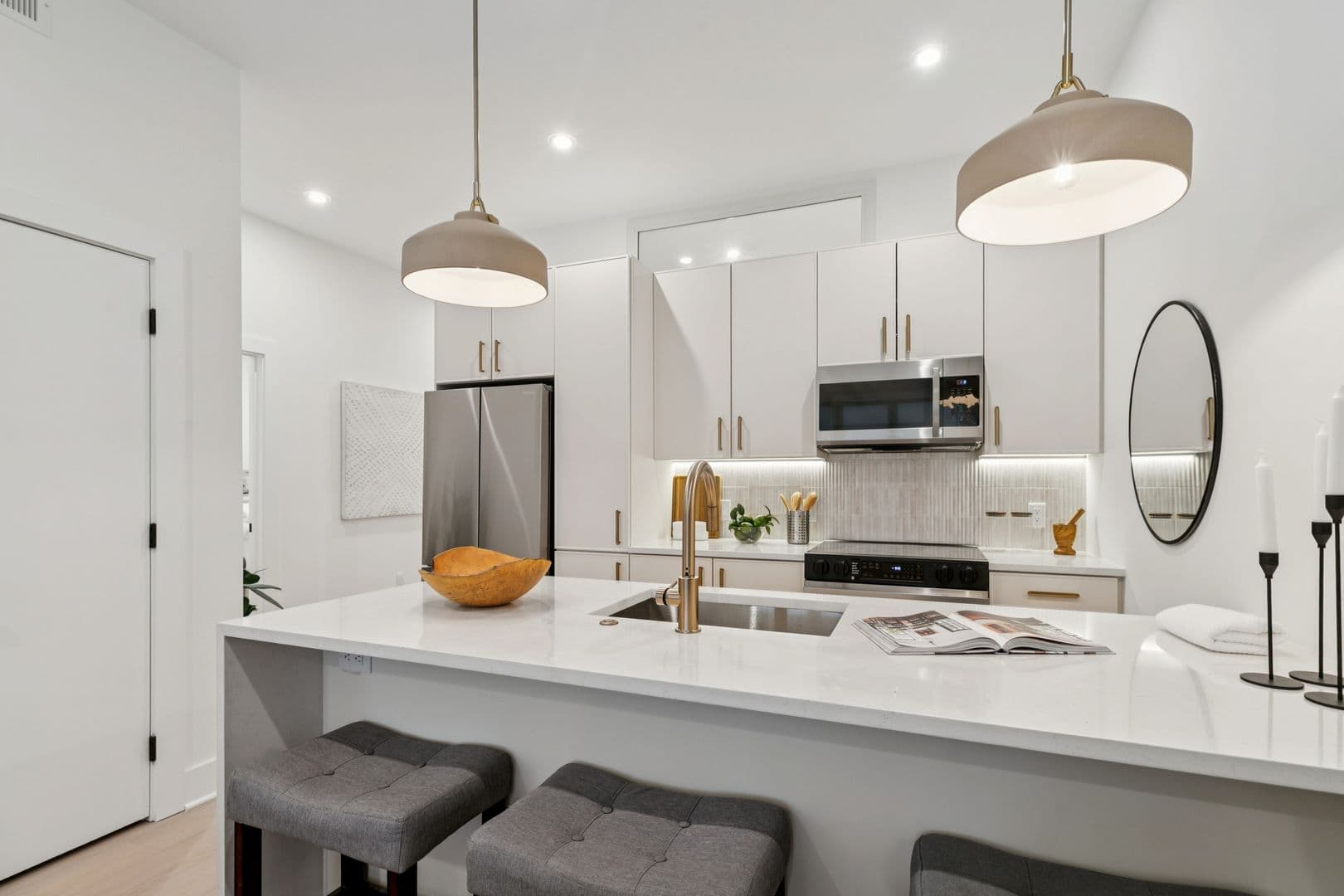 Philadelphia Apartment: 20-30 W Allens Ln