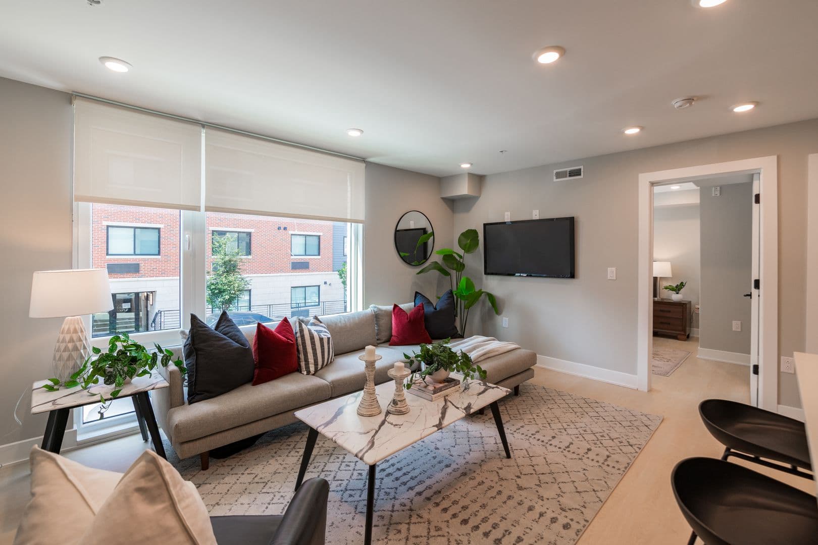 Philadelphia Apartment: 6604 Ridge Ave
