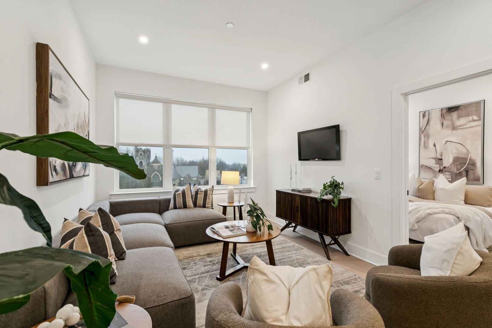 Philadelphia Apartment: 20-30 W Allens Ln