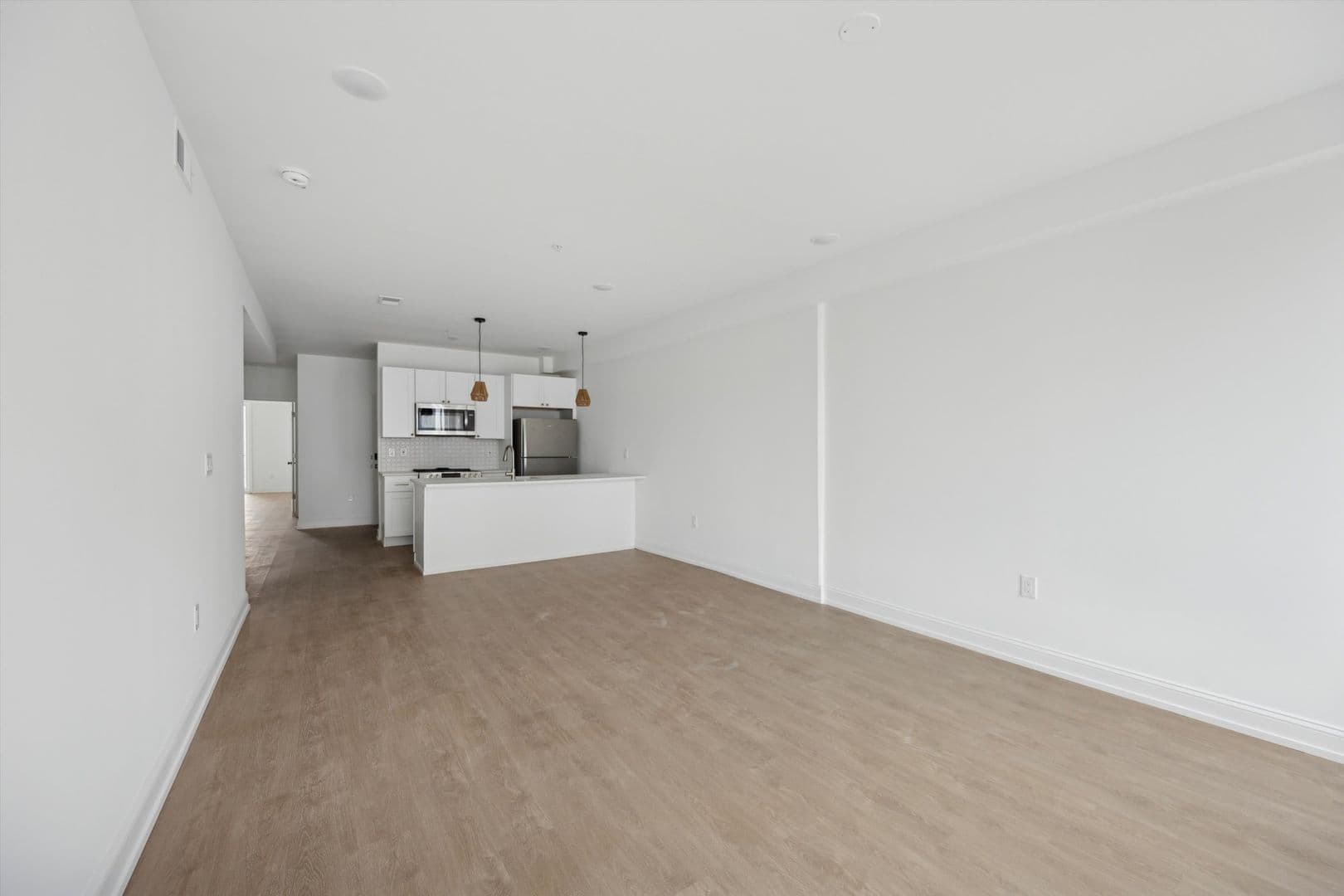 Philadelphia Apartment: 1614 Ridge Ave