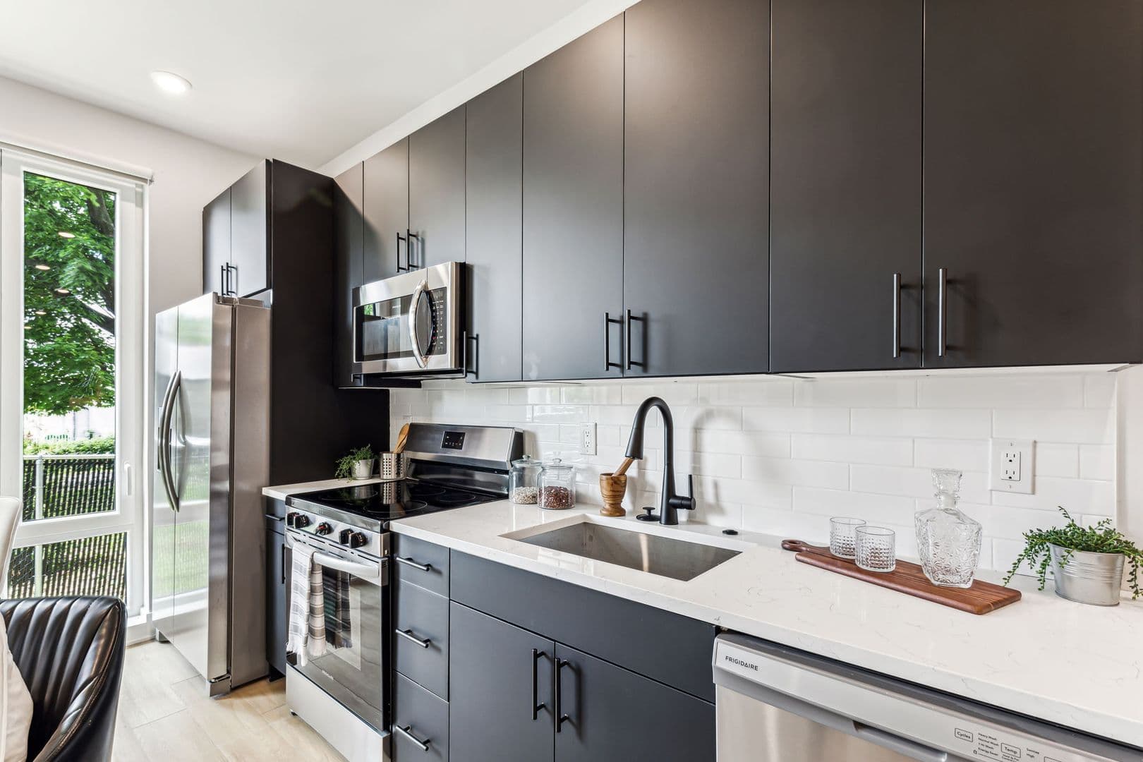 Philadelphia Apartment: 6910 Ridge Avenue