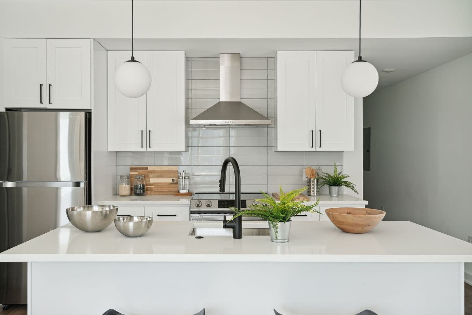 Philadelphia Apartment: 5904 Germantown Ave