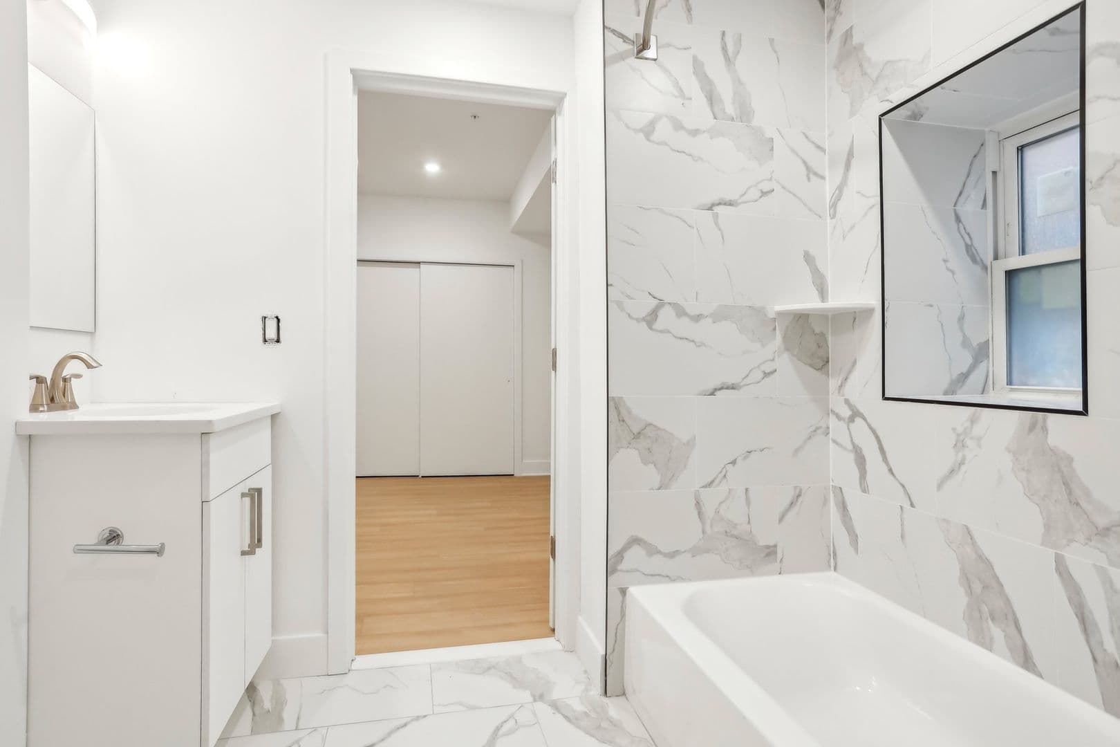 Philadelphia Apartment: 3952 Lancaster Avenue