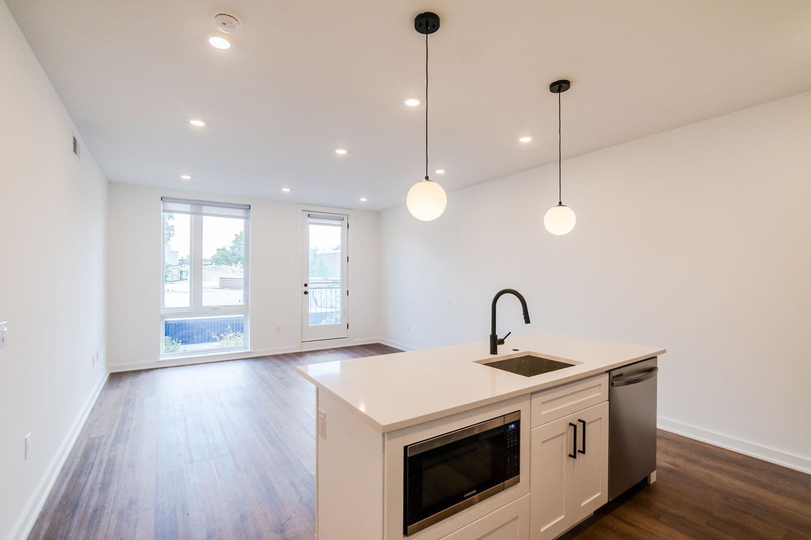 Philadelphia Apartment: 5904 Germantown Ave