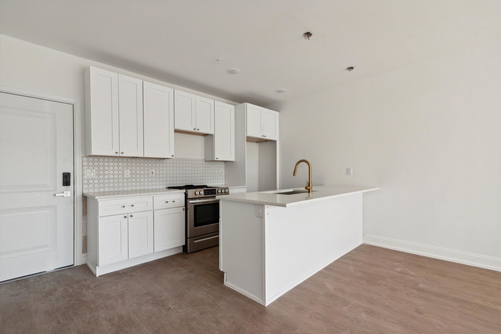 Philadelphia Apartment: 1614 Ridge Ave