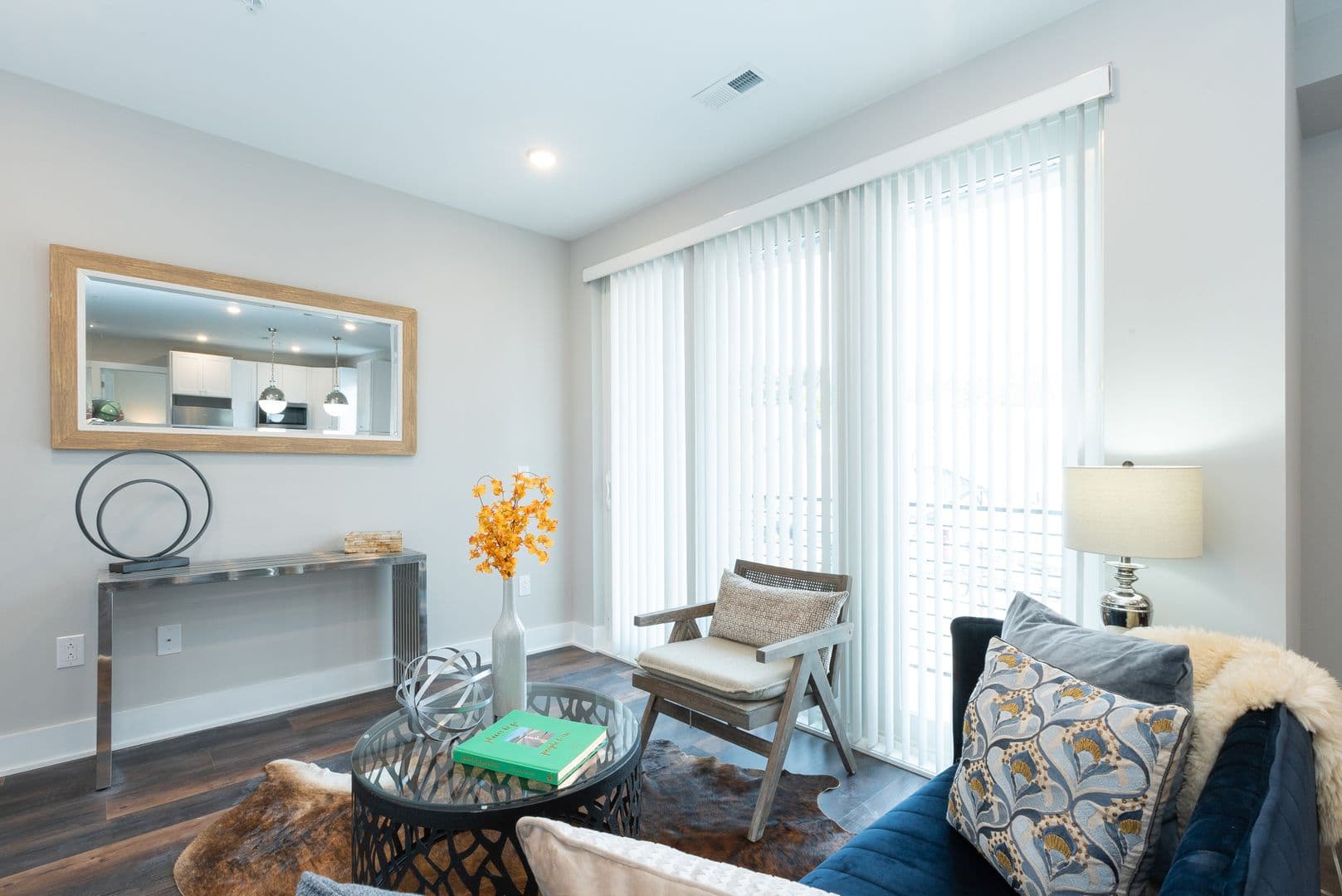 Philadelphia Apartment: 45 W Haines Street