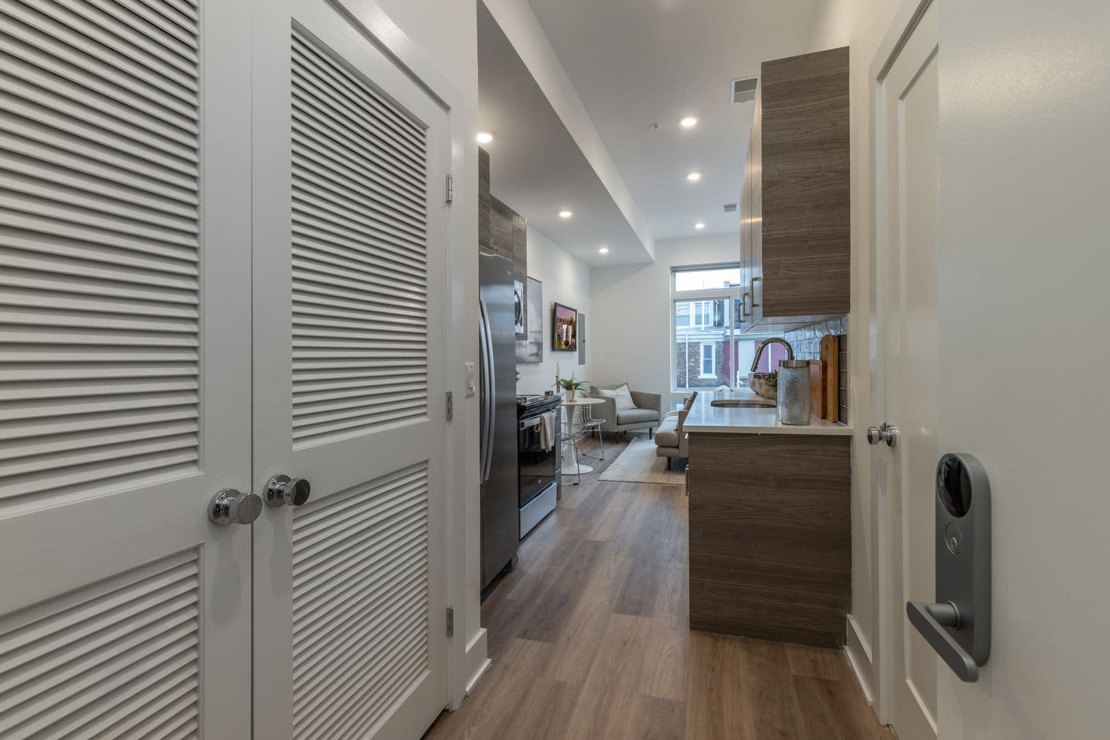 Philadelphia Apartment: 5545 Pulaski Avenue