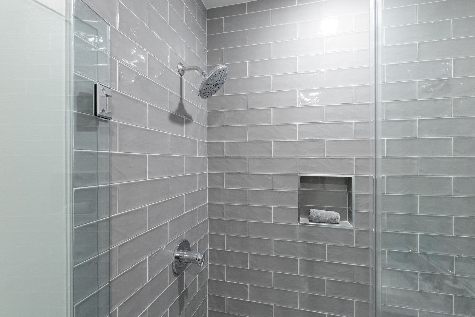 Philadelphia Apartment: 45 W Haines Street