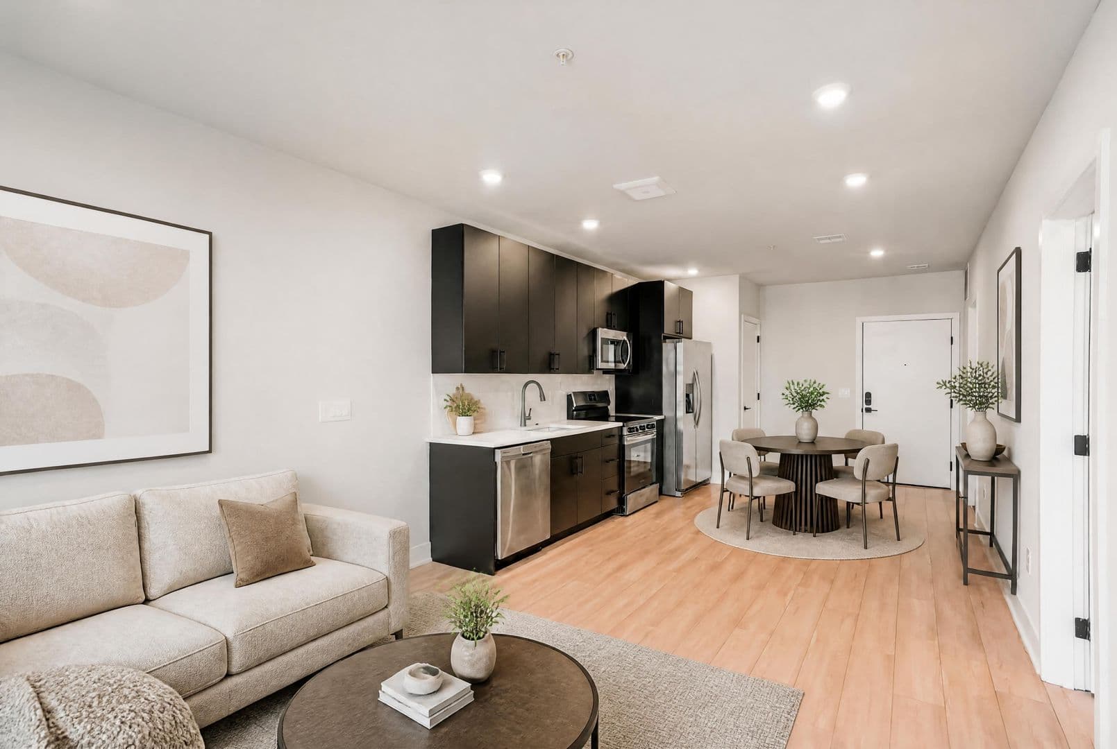 Philadelphia Apartment: 6910 Ridge Avenue