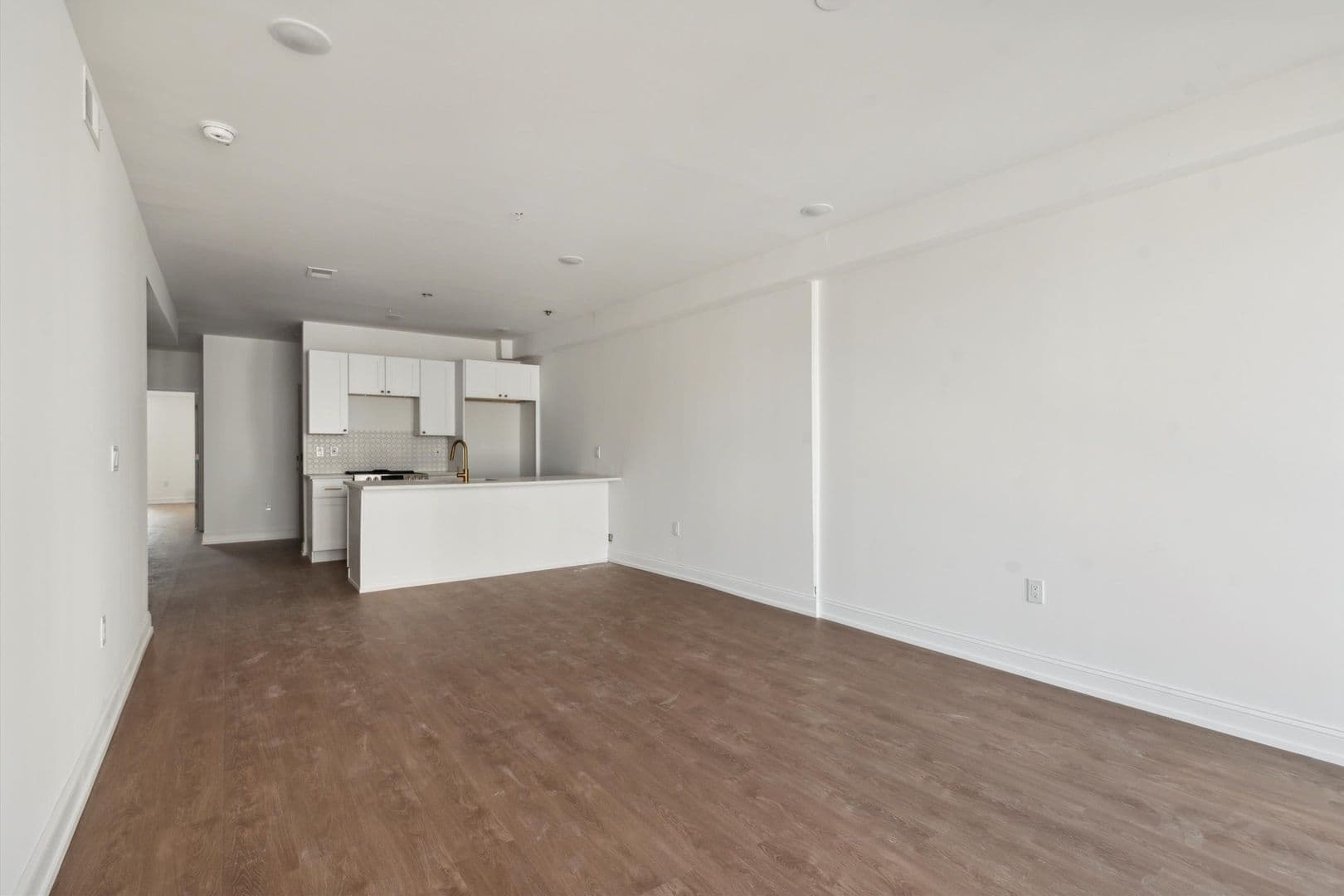 Philadelphia Apartment: 1614 Ridge Ave