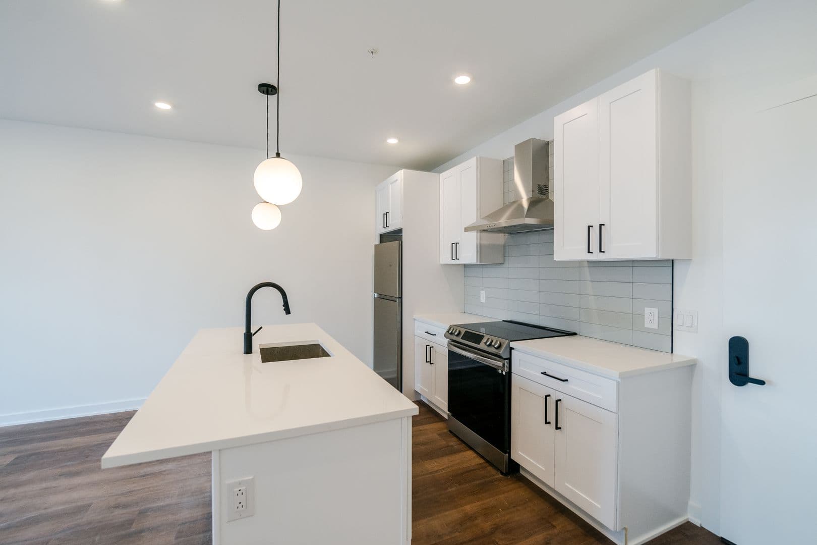 Philadelphia Apartment: 5904 Germantown Ave