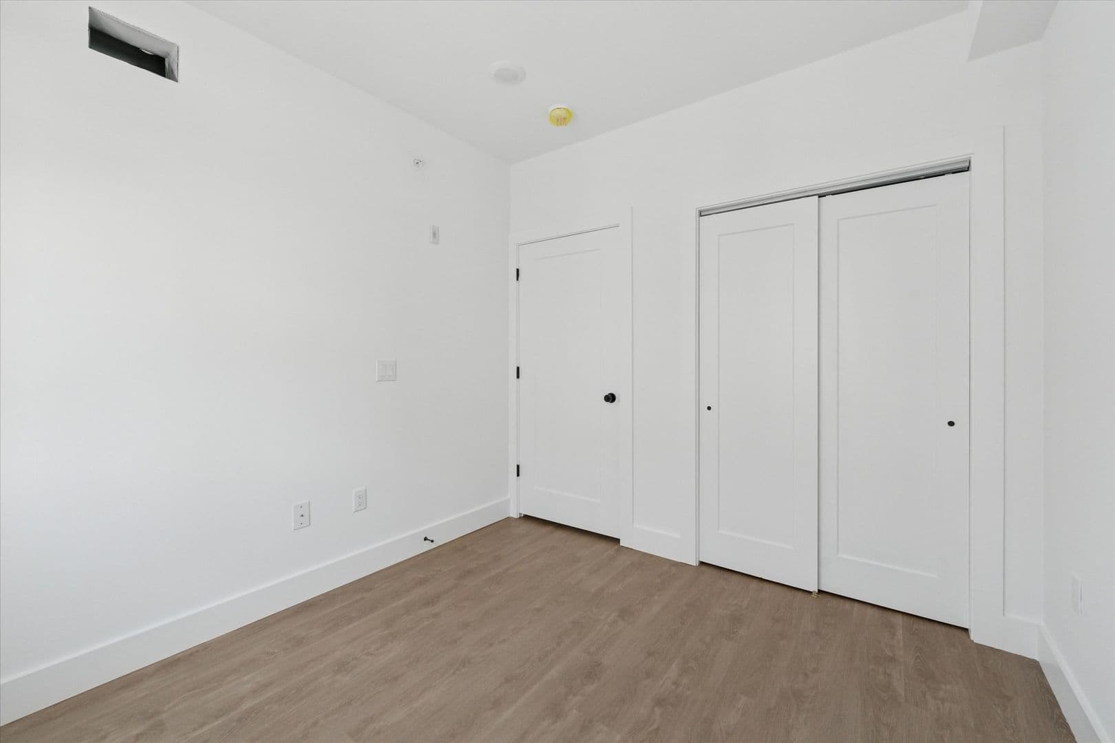 Philadelphia Apartment: 2520 N Front Street