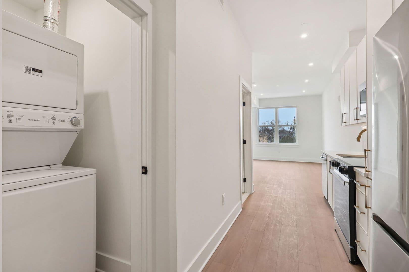 Philadelphia Apartment: 20-30 W Allens Ln