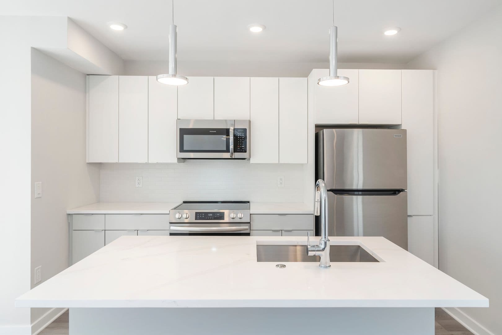 Philadelphia Apartment: 3449 Scotts Ln