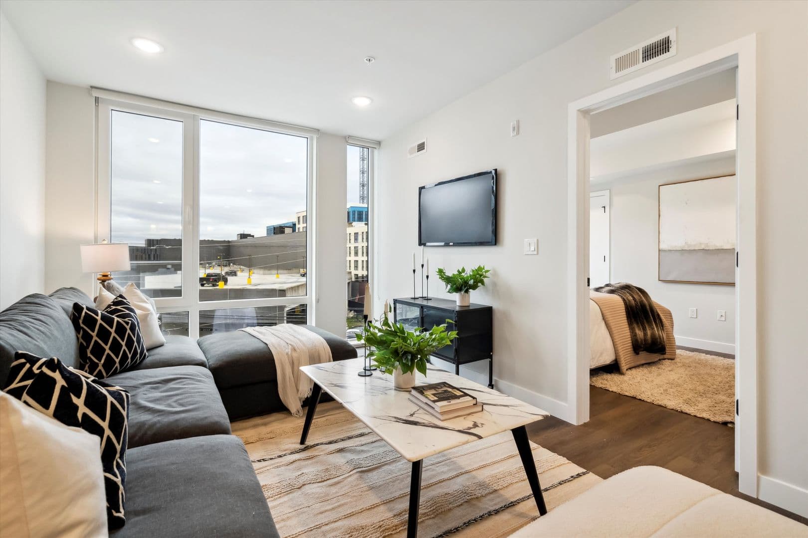 Philadelphia Apartment: 1102 Germantown Avenue