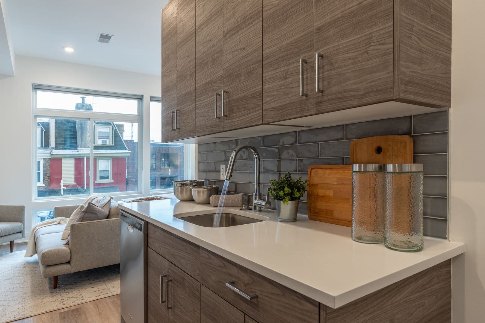 Philadelphia Apartment: 5545 Pulaski Avenue