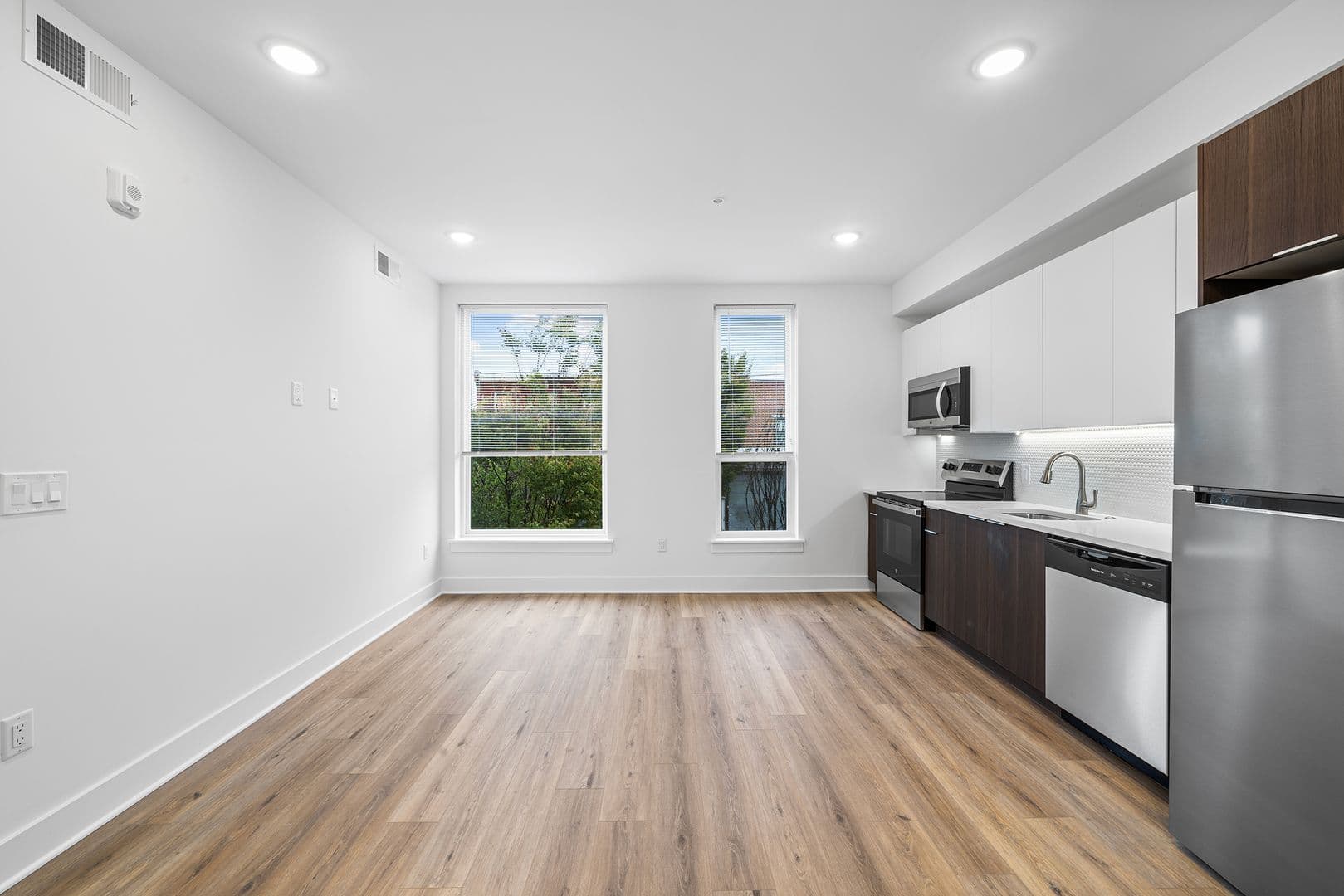 Philadelphia Apartment: 4324 Lancaster Ave