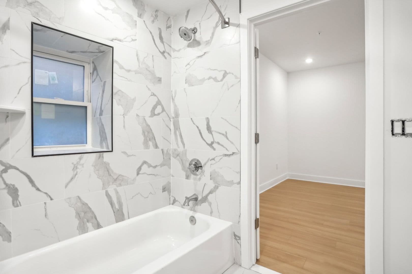 Philadelphia Apartment: 3952 Lancaster Avenue