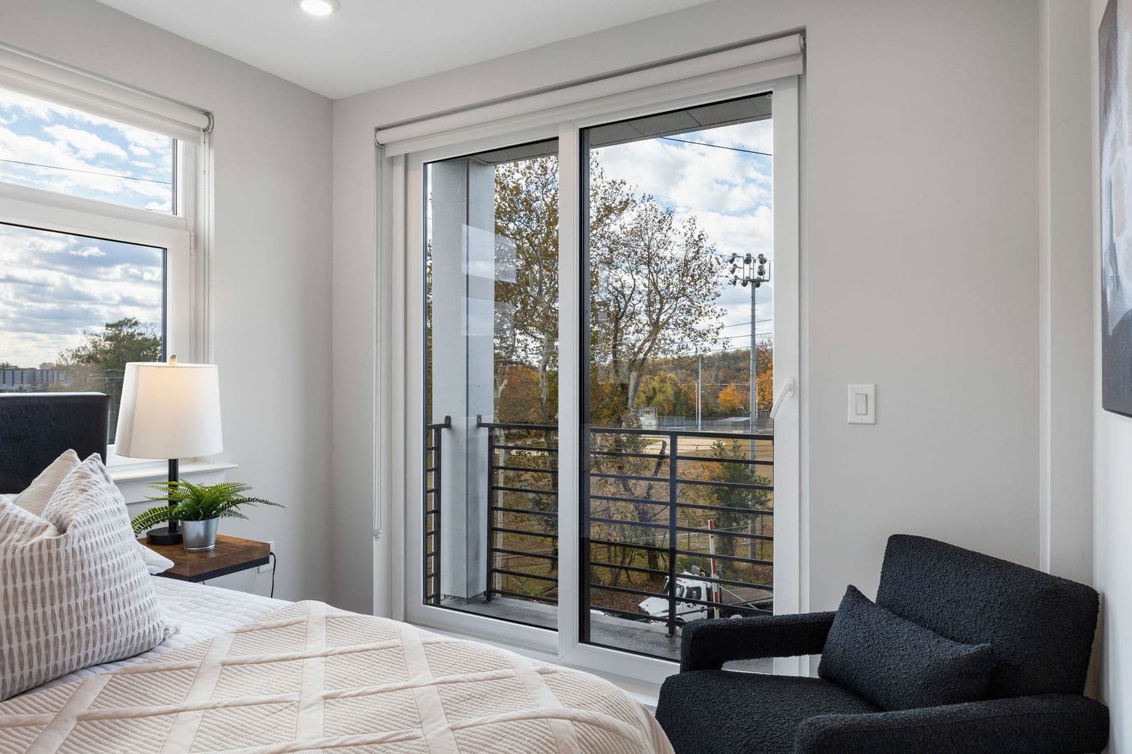 Philadelphia Apartment: 3449 Scotts Ln
