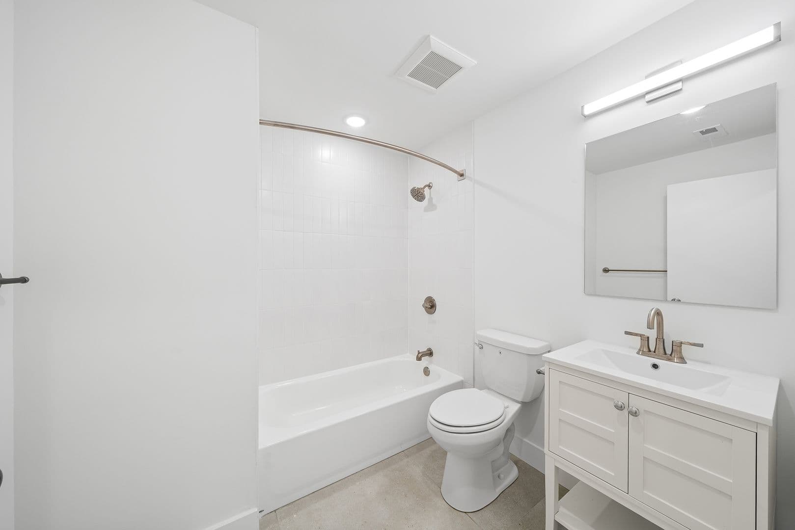 Philadelphia Apartment: 4324 Lancaster Ave