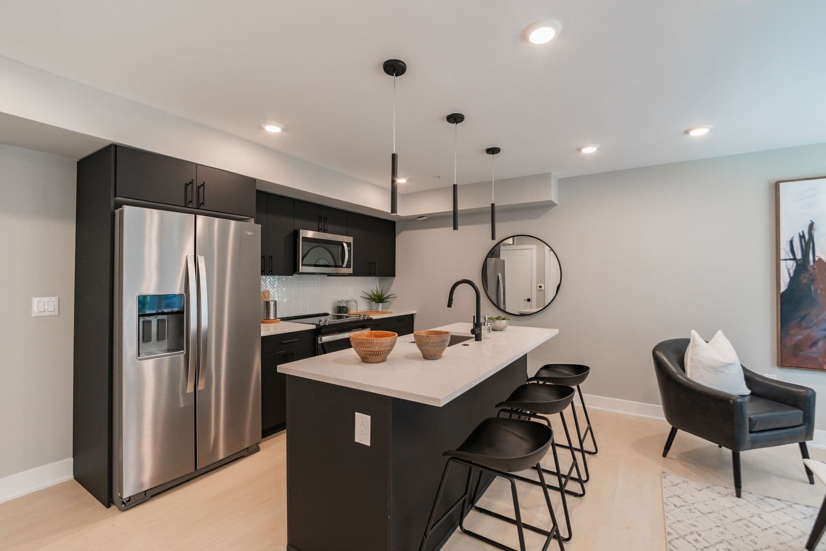 Philadelphia Apartment: 6604 Ridge Ave