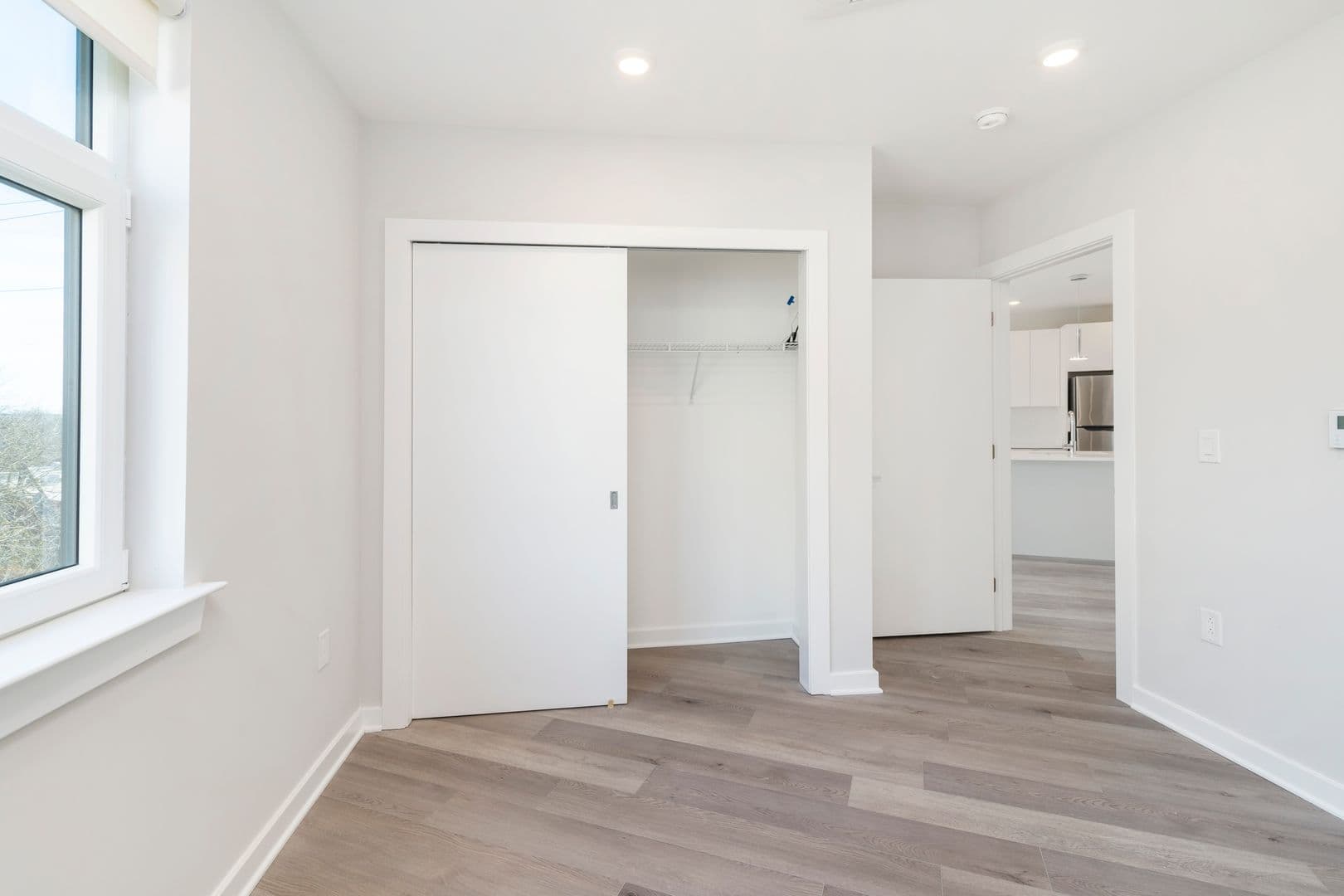 Philadelphia Apartment: 3449 Scotts Ln