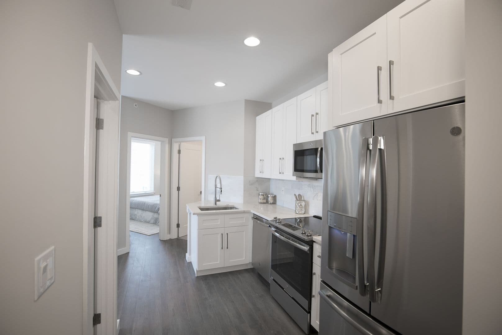 Philadelphia Apartment: 1508 Ridge Ave
