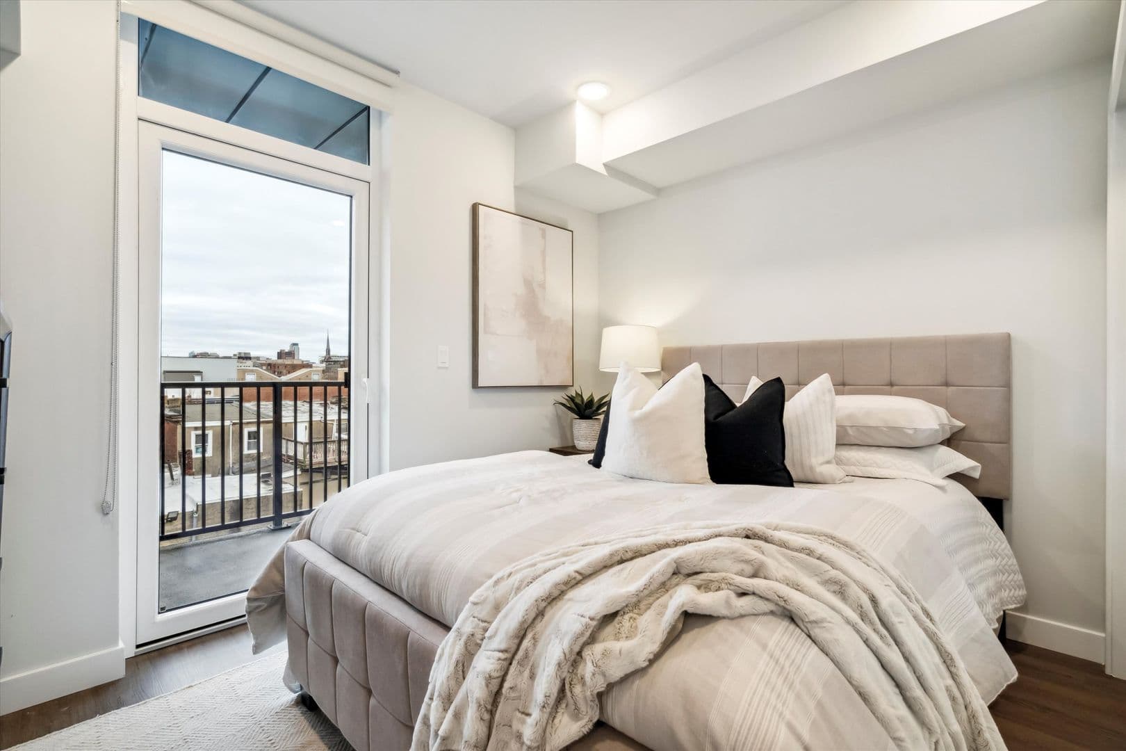 Philadelphia Apartment: 1102 Germantown Avenue