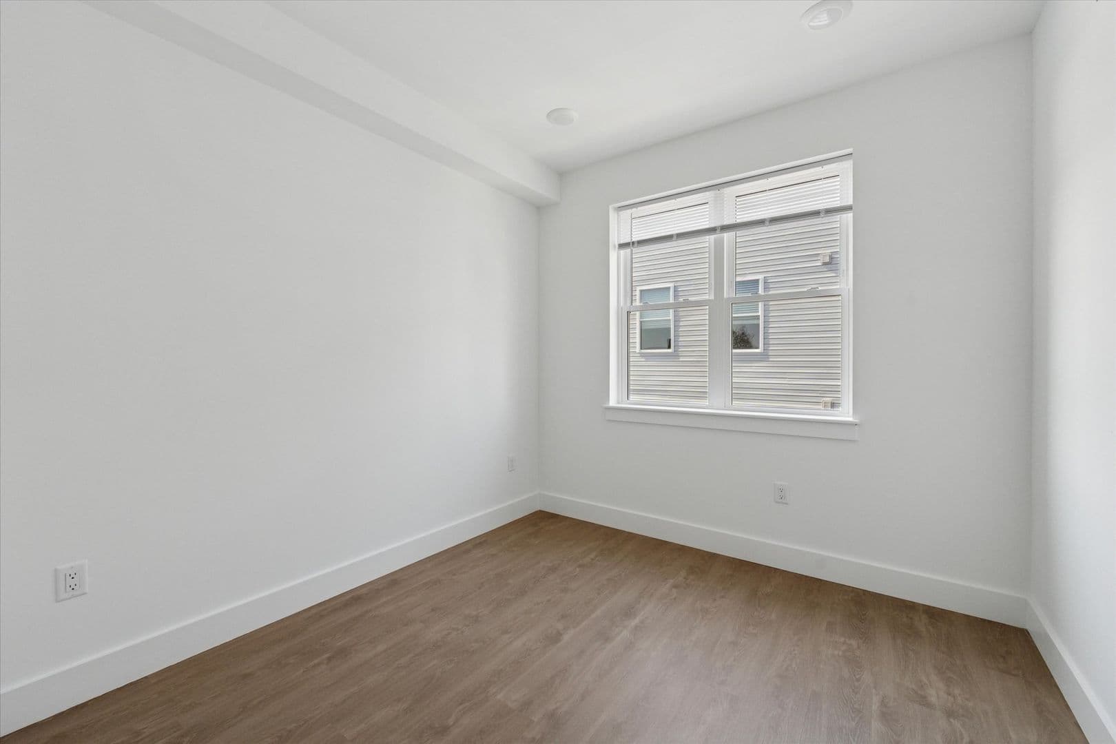 Philadelphia Apartment: 2520 N Front Street
