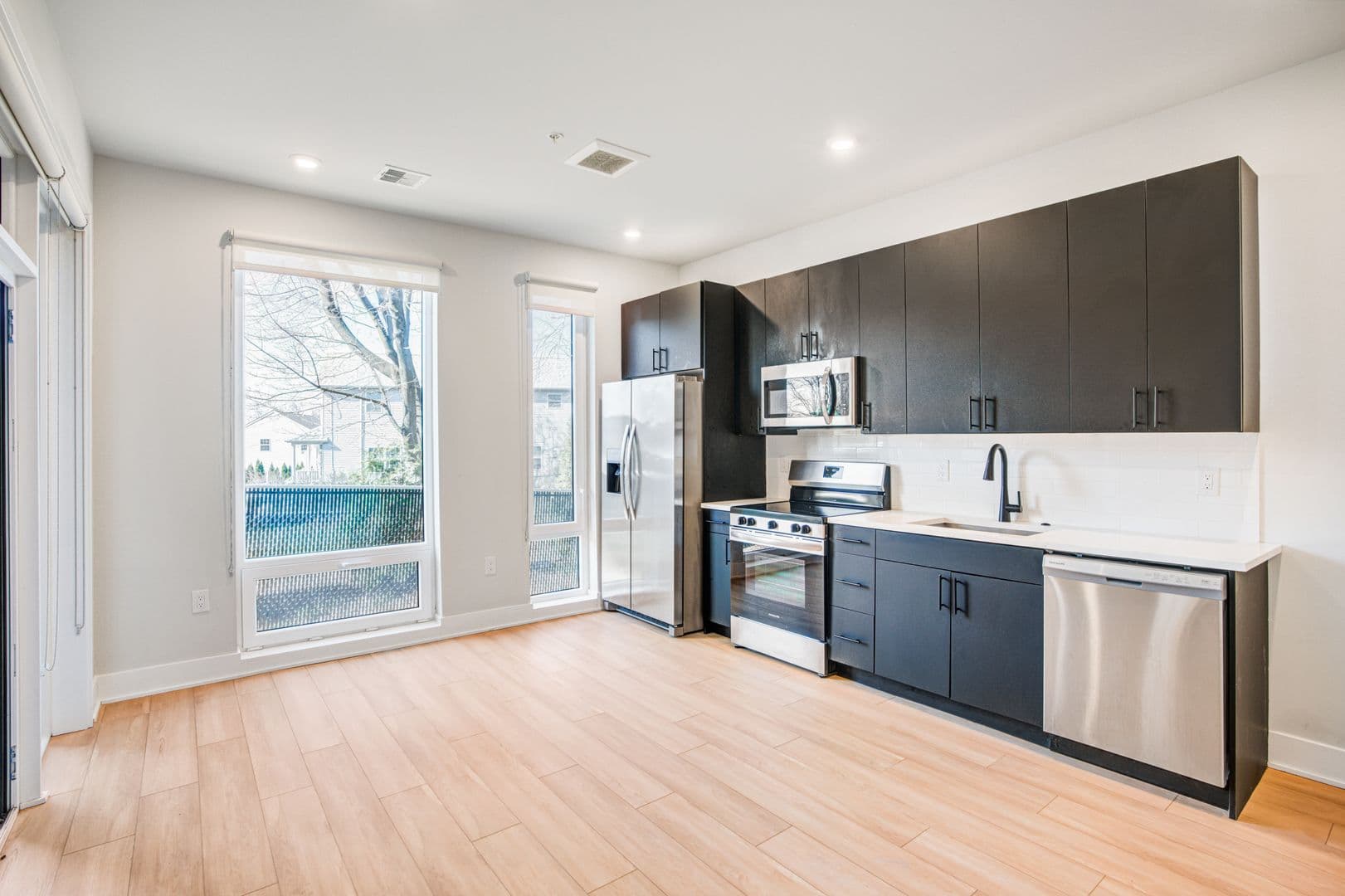 Philadelphia Apartment: 6910 Ridge Avenue