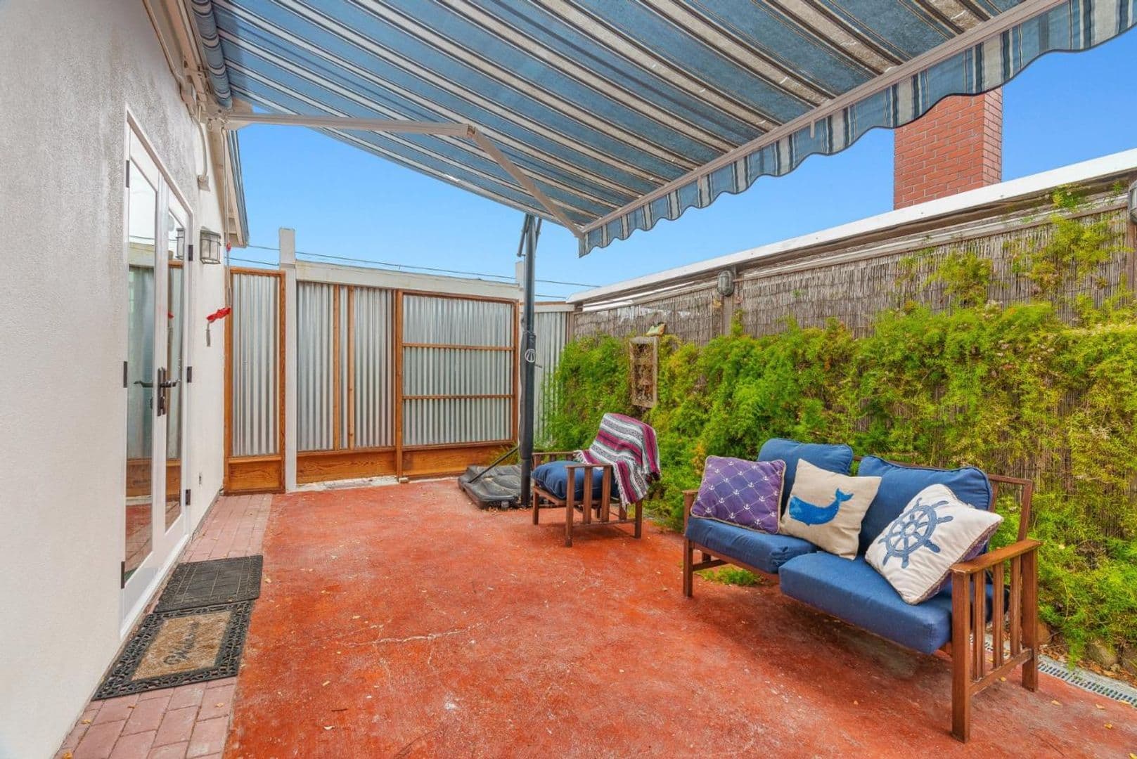 Santa Cruz Apartment: 531 Dufour Street
