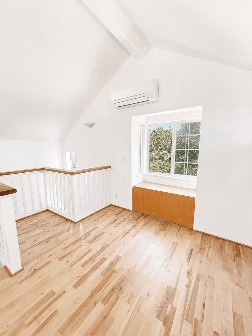 Santa Cruz House: 1472 Chanticleer Ave
