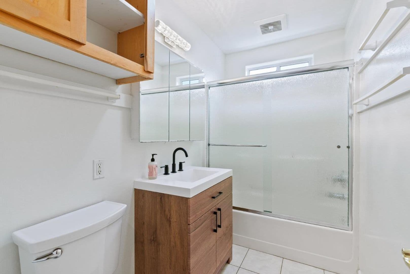 Santa Cruz Apartment: 531 Dufour Street