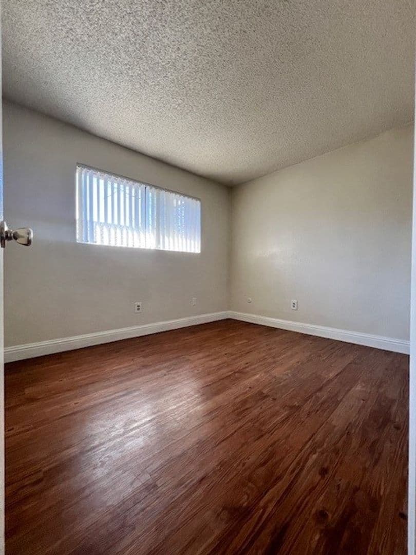 Napa Apartment: 1154/1158 Lisa Court
