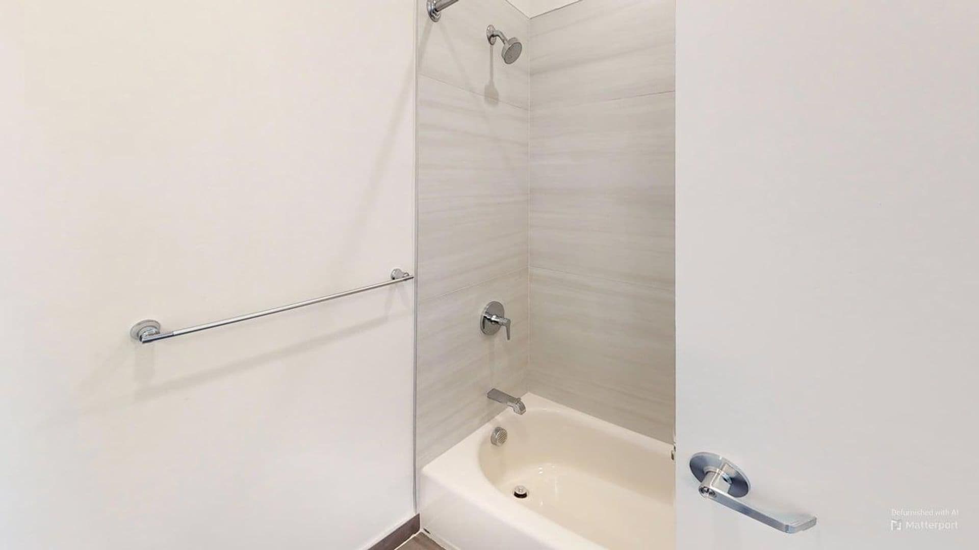 Newark Apartment: 70 Roseville Ave