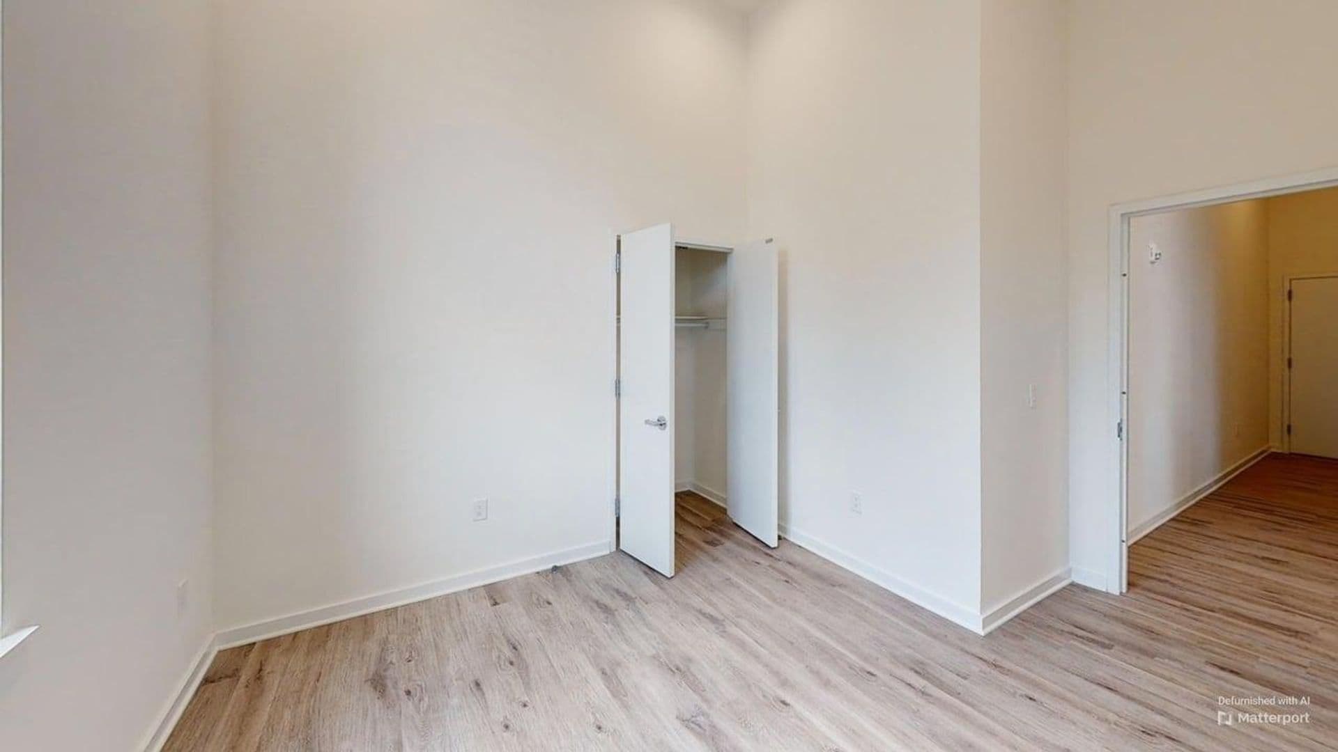 Newark Apartment: 70 Roseville Ave