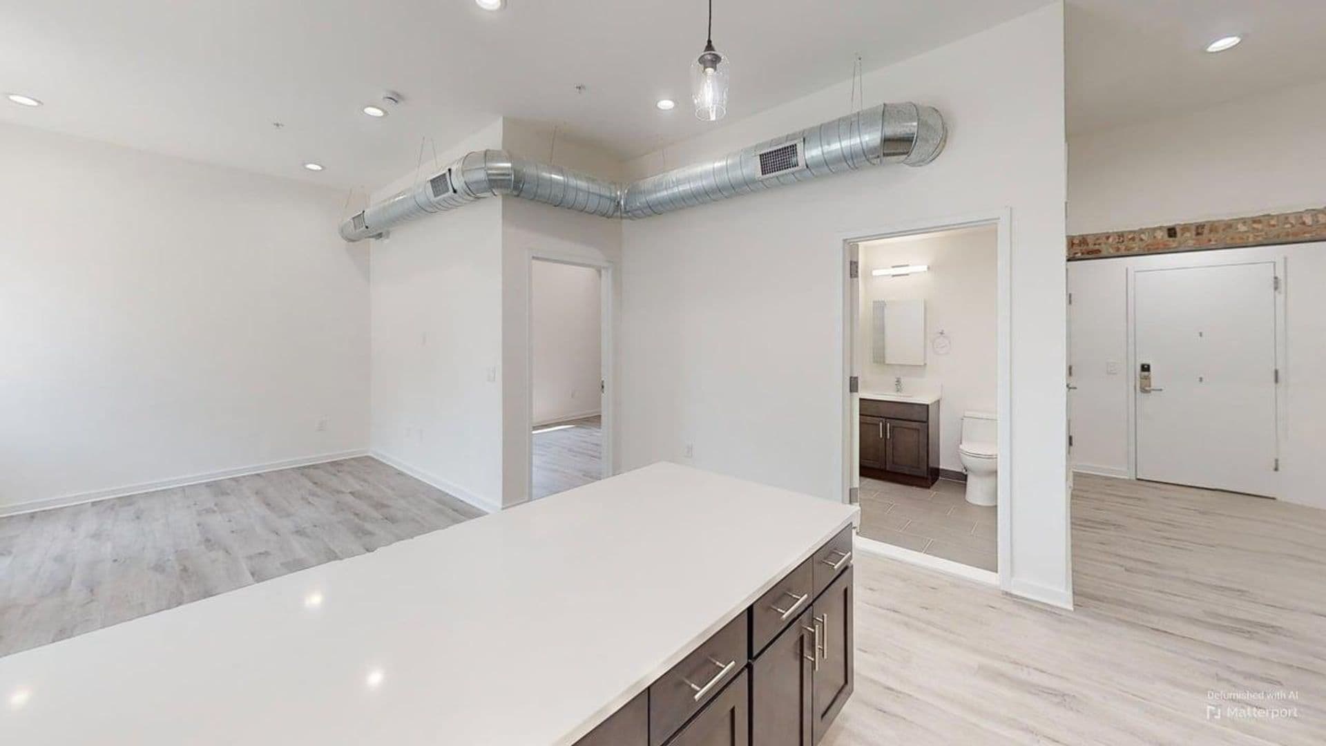 Newark Apartment: 70 Roseville Ave